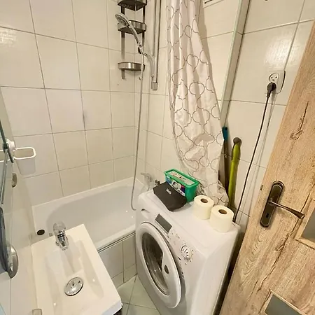 Your Powisle Fabryczna *